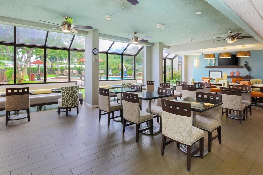 Hampton Inn Ft. Lauderdale-Cypress Creek Fort Lauderdale Exterior foto